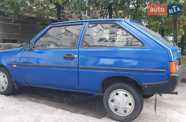 Хэтчбек ЗАЗ 1102 Таврия-Нова 2000 в Горишних Плавнях