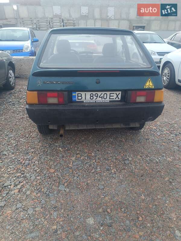 Хэтчбек ЗАЗ 1102 Таврия-Нова 1998 в 
