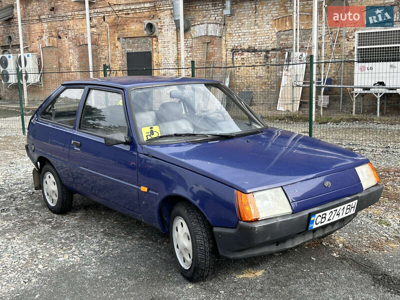 Хетчбек ЗАЗ 1102 Таврія-Нова 2002 в Прилуках