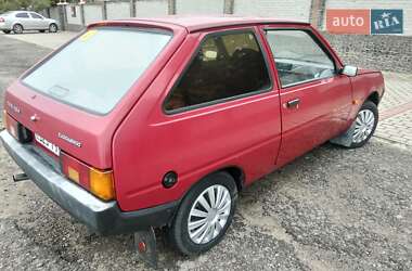Хетчбек ЗАЗ 1102 Таврія-Нова 2001 в 