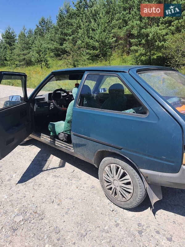 Хэтчбек ЗАЗ 1102 Таврия-Нова 2004 в Збараже фото 6 Хэтчбек ЗАЗ 1102 Таврия-Нова 2004 в Збараже