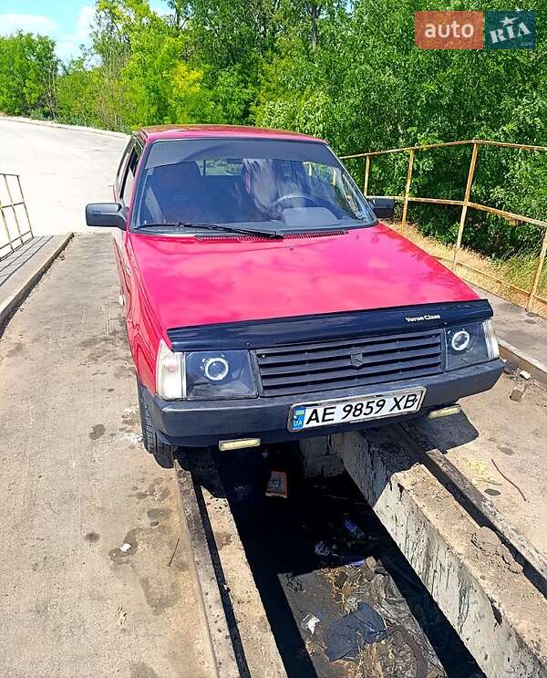 Хэтчбек ЗАЗ 1102 Таврия-Нова 2003 в Запорожье