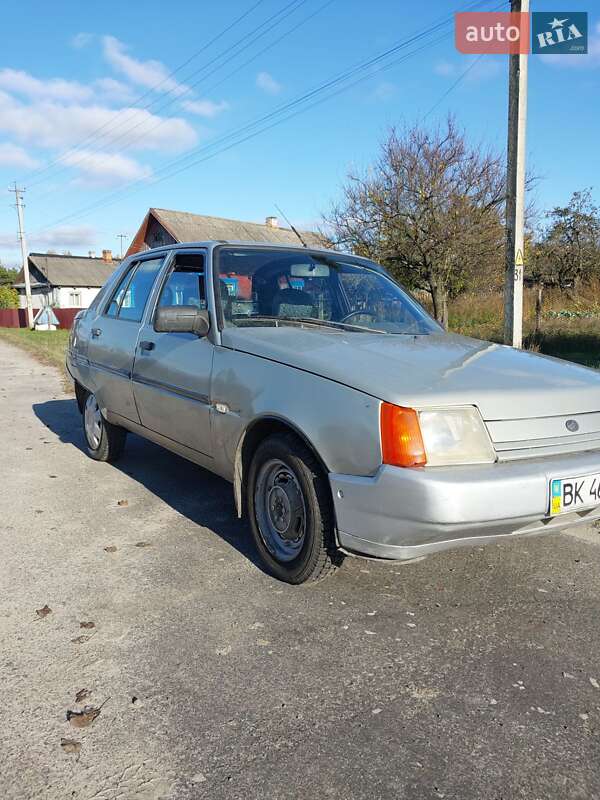 Хэтчбек ЗАЗ 1102 Таврия-Нова 2007 в Дубровице фото 6 Хэтчбек ЗАЗ 1102 Таврия-Нова 2007 в Дубровице