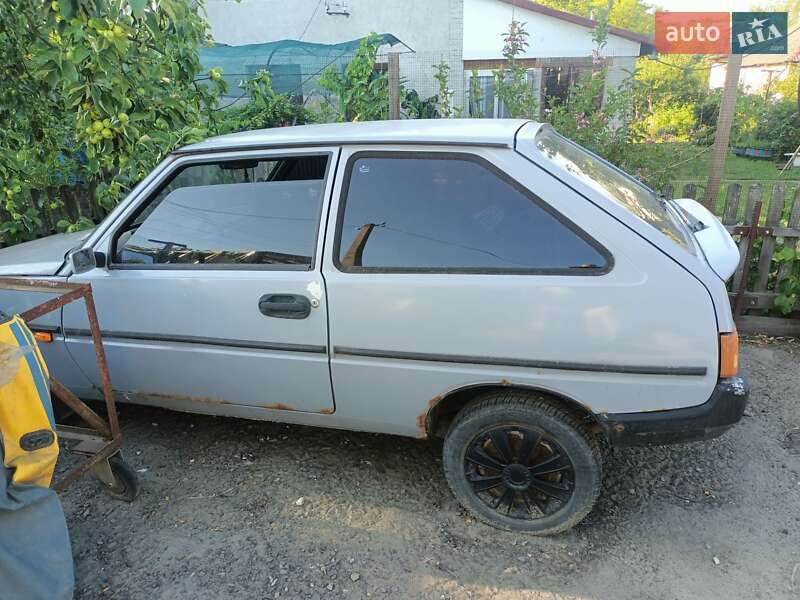 Хетчбек ЗАЗ 1102 Таврія-Нова 2004 в Львові фото 2 Хетчбек ЗАЗ 1102 Таврія-Нова 2004 в Львові