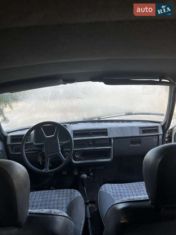 Хэтчбек ЗАЗ 1102 Таврия-Нова 2003 в Одессе фото 2 Хэтчбек ЗАЗ 1102 Таврия-Нова 2003 в Одессе