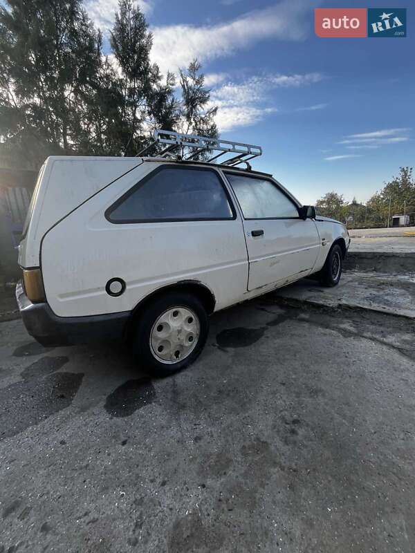 Хэтчбек ЗАЗ 1102 Таврия-Нова 2003 в Одессе фото 7 Хэтчбек ЗАЗ 1102 Таврия-Нова 2003 в Одессе