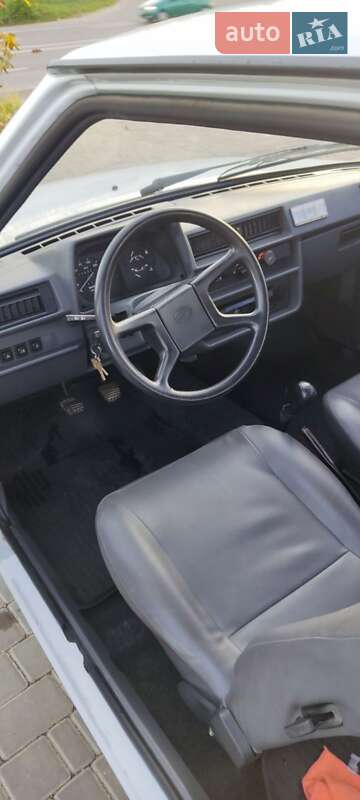 Хетчбек ЗАЗ 1102 Таврія-Нова 2006 в Одесі