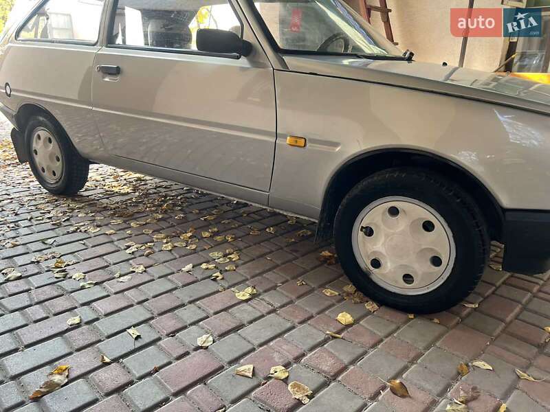 Хэтчбек ЗАЗ 1102 Таврия-Нова 2006 в Запорожье фото 19 Хэтчбек ЗАЗ 1102 Таврия-Нова 2006 в Запорожье