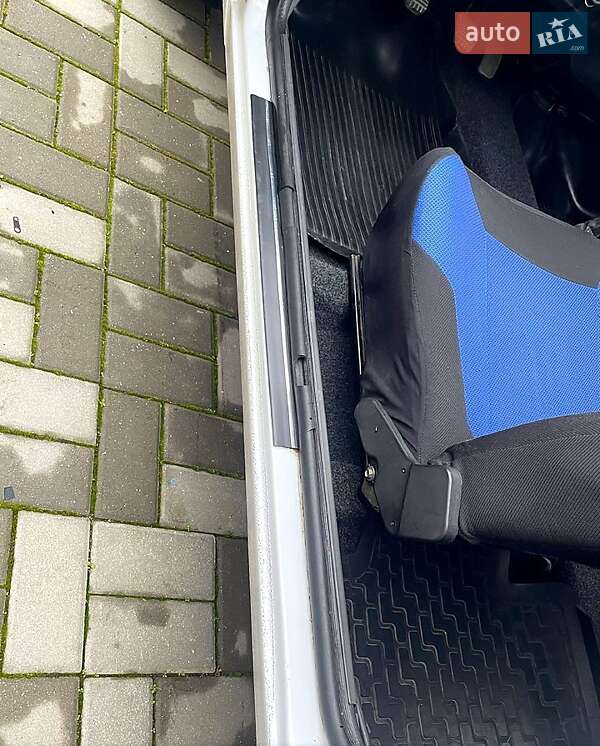 Хетчбек ЗАЗ 1102 Таврія-Нова 2006 в Новій Одесі фото 5 Хетчбек ЗАЗ 1102 Таврія-Нова 2006 в Новій Одесі