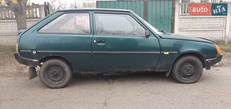 Хетчбек ЗАЗ 1102 Таврія-Нова 2000 в Кременчуці