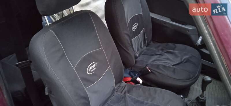 Хетчбек ЗАЗ 1102 Таврія-Нова 2004 в Львові