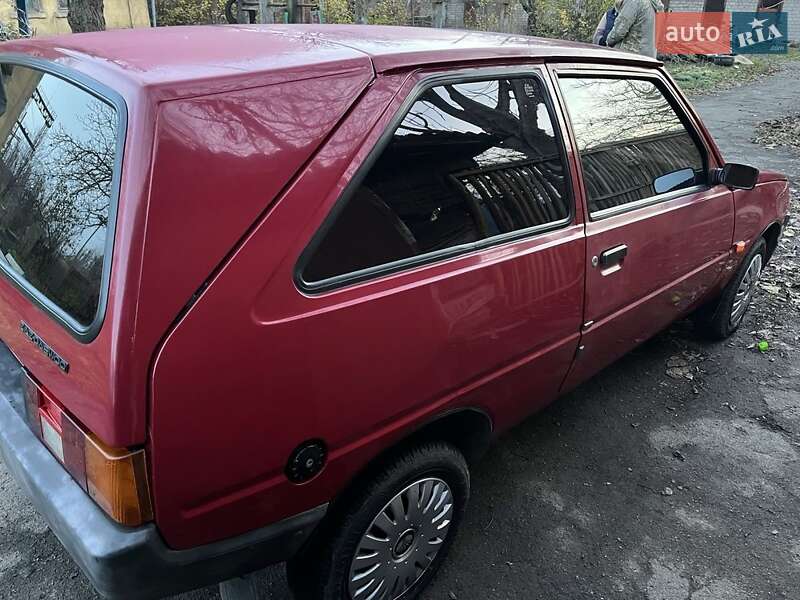 Хэтчбек ЗАЗ 1102 Таврия-Нова 2001 в Кривом Роге фото 6 Хэтчбек ЗАЗ 1102 Таврия-Нова 2001 в Кривом Роге