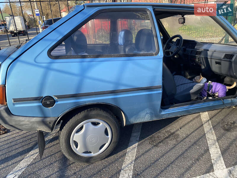 Хетчбек ЗАЗ 1102 Таврія-Нова 2003 в Києві
