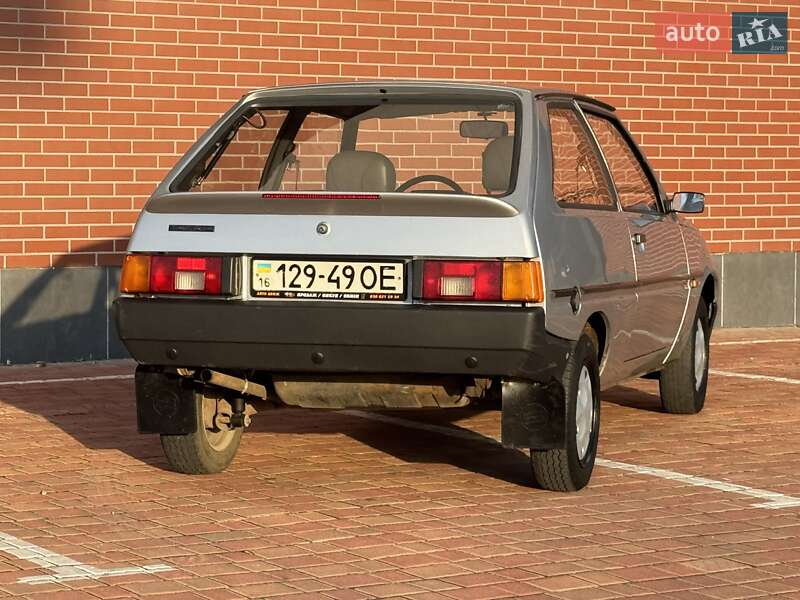 Хетчбек ЗАЗ 1102 Таврія-Нова 1998 в Одесі