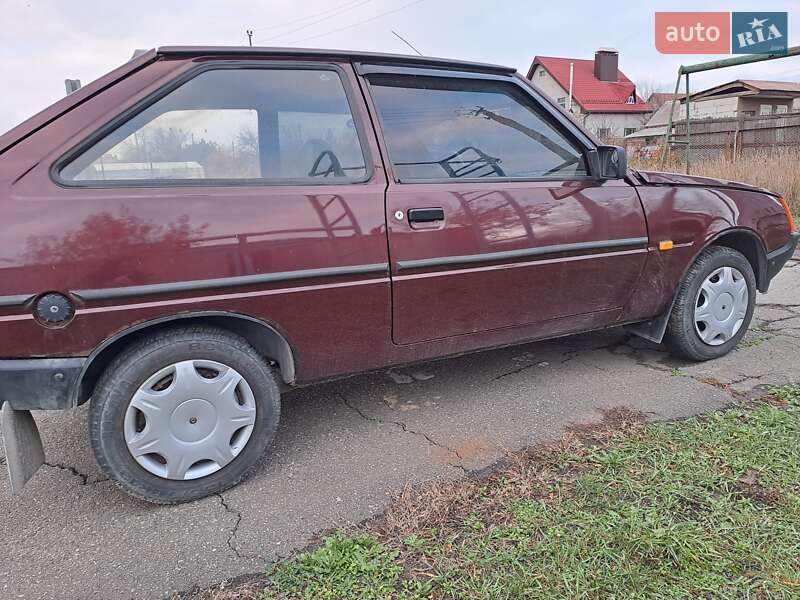 Хетчбек ЗАЗ 1102 Таврія-Нова 2006 в Підгородному фото 4 Хетчбек ЗАЗ 1102 Таврія-Нова 2006 в Підгородному