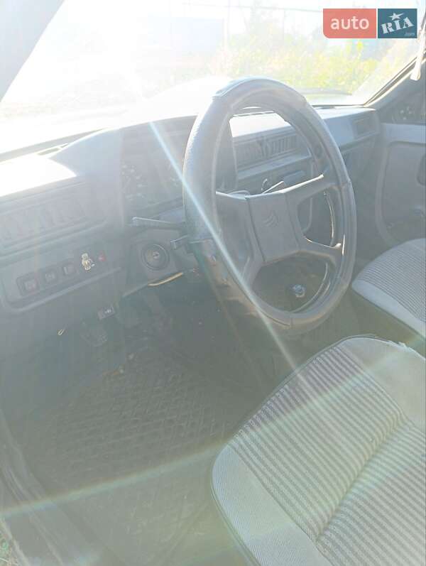 Хэтчбек ЗАЗ 1102 Таврия-Нова 2001 в Партизанском