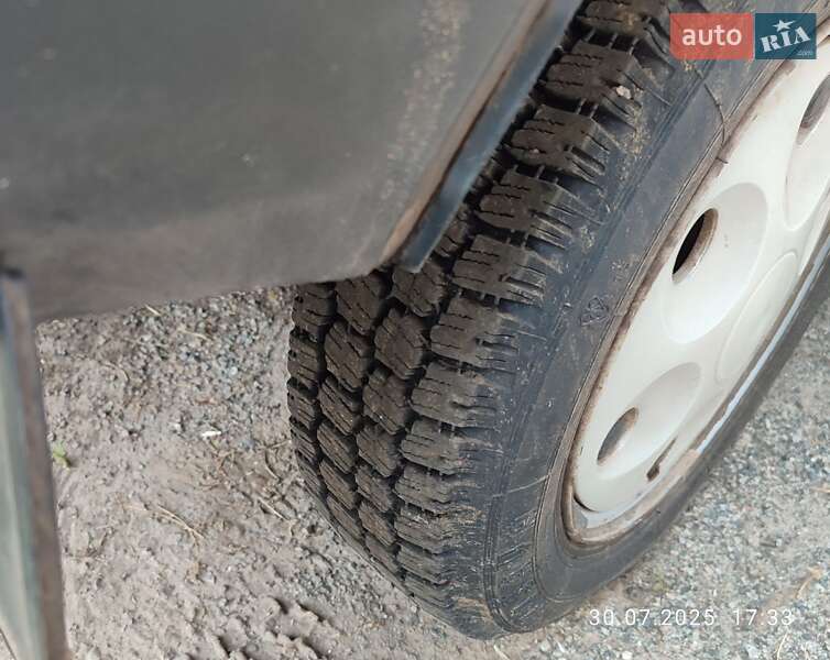 Хэтчбек ЗАЗ 1102 Таврия-Нова 2004 в Сребном фото 10 Хэтчбек ЗАЗ 1102 Таврия-Нова 2004 в Сребном