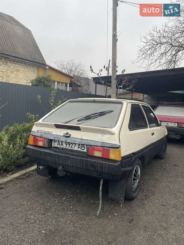 Хэтчбек ЗАЗ 1102 Таврия-Нова 2003 в Иванкове