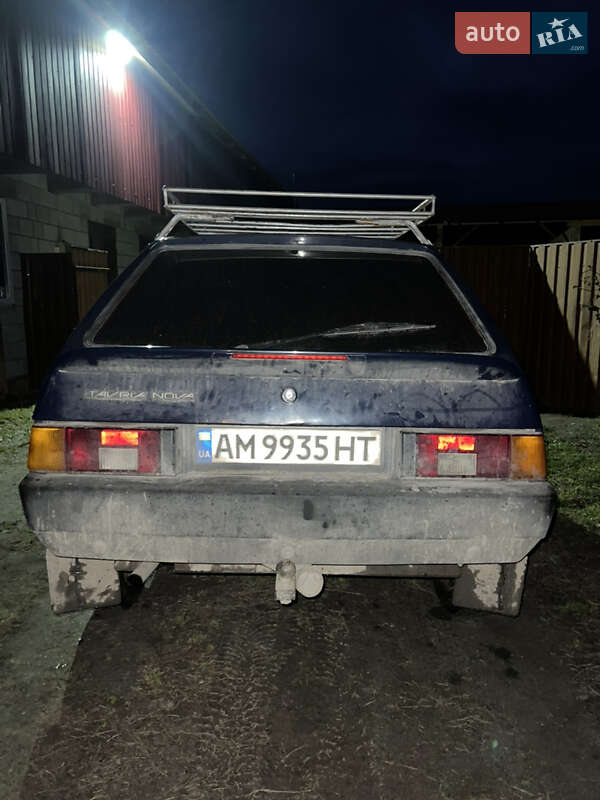 Хэтчбек ЗАЗ 1102 Таврия-Нова 2004 в Корце