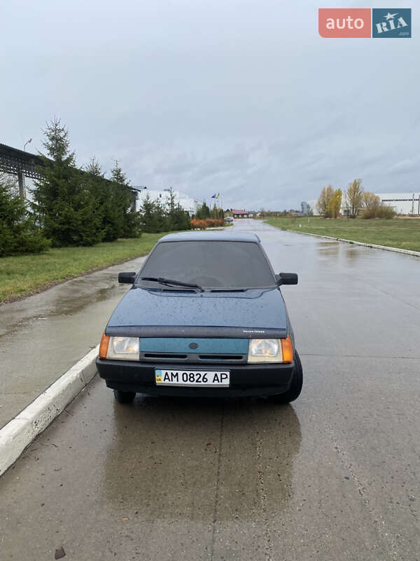 Хетчбек ЗАЗ 1102 Таврія-Нова 2001 в Коростені