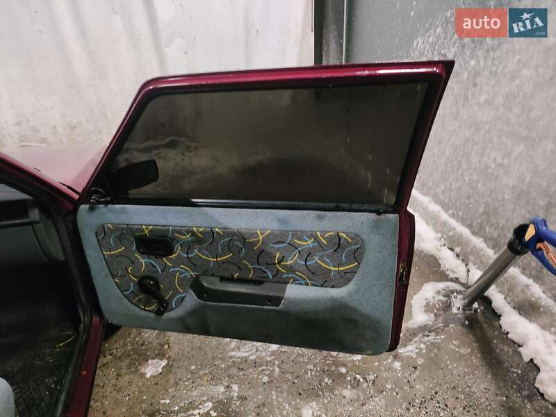 Хетчбек ЗАЗ 1102 Таврія-Нова 2004 в Харкові