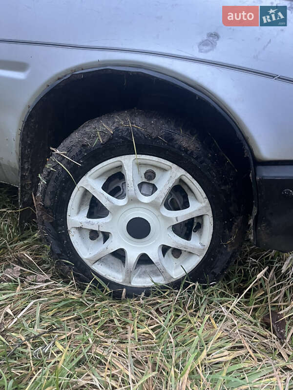Хэтчбек ЗАЗ 1102 Таврия-Нова 2004 в Каменец-Подольском