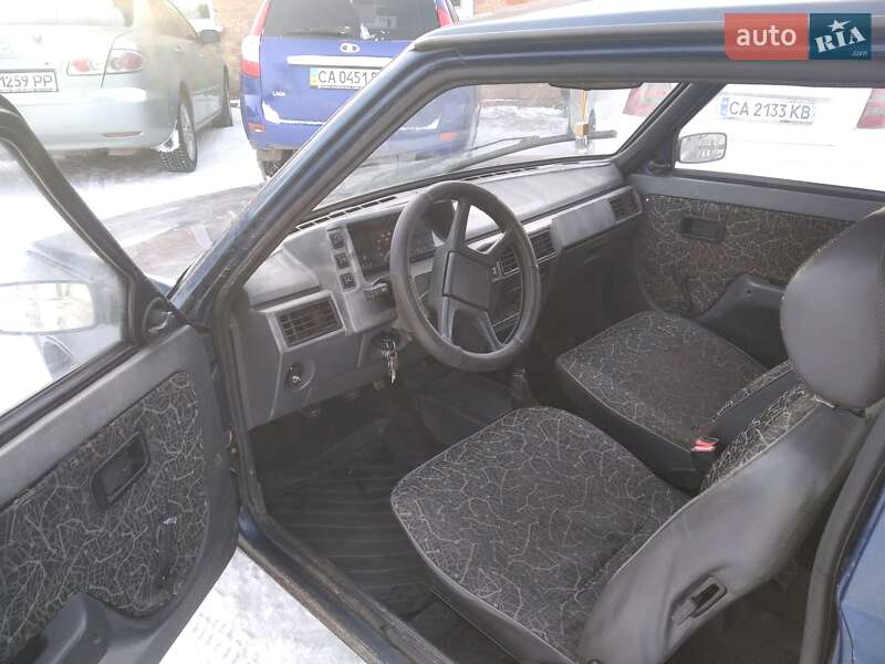 Хэтчбек ЗАЗ 1102 Таврия-Нова 2004 в Корсуне-Шевченковском фото 6 Хэтчбек ЗАЗ 1102 Таврия-Нова 2004 в Корсуне-Шевченковском