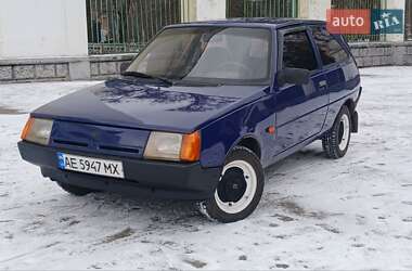 Хэтчбек ЗАЗ 1102 Таврия-Нова 2003 в Желтых Водах