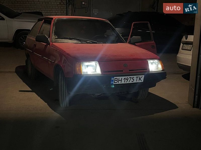 Хэтчбек ЗАЗ 1102 Таврия-Нова 1998 в Одессе