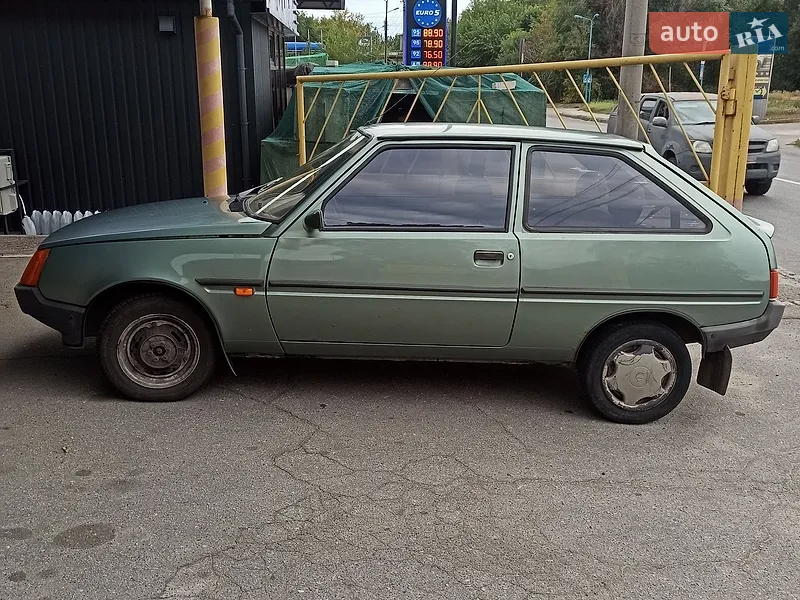 ЗАЗ 1102 Таврія-Нова