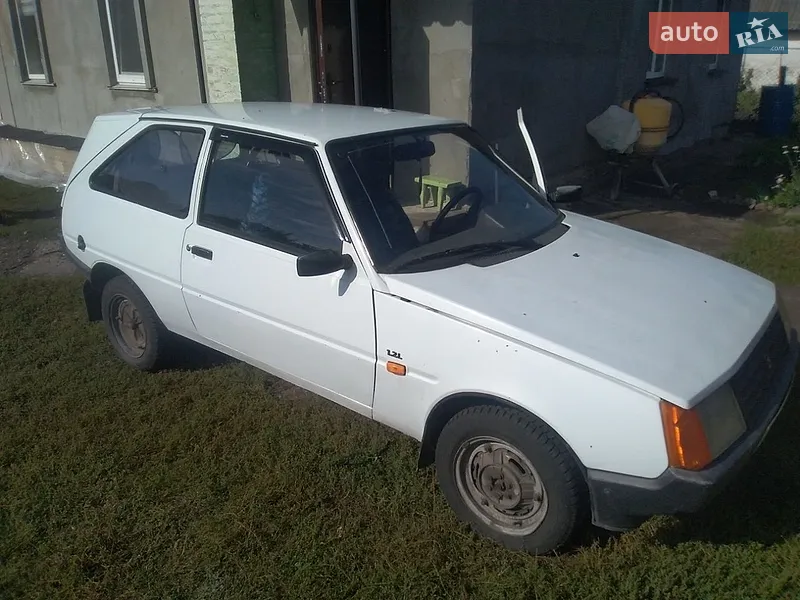 ЗАЗ 1102 Таврія-Нова