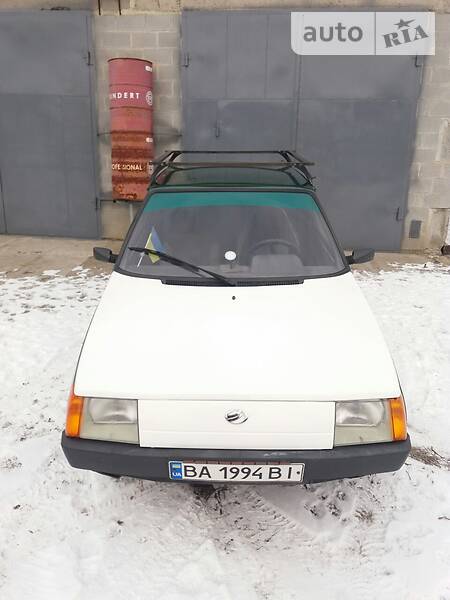ЗАЗ 1102 Таврия