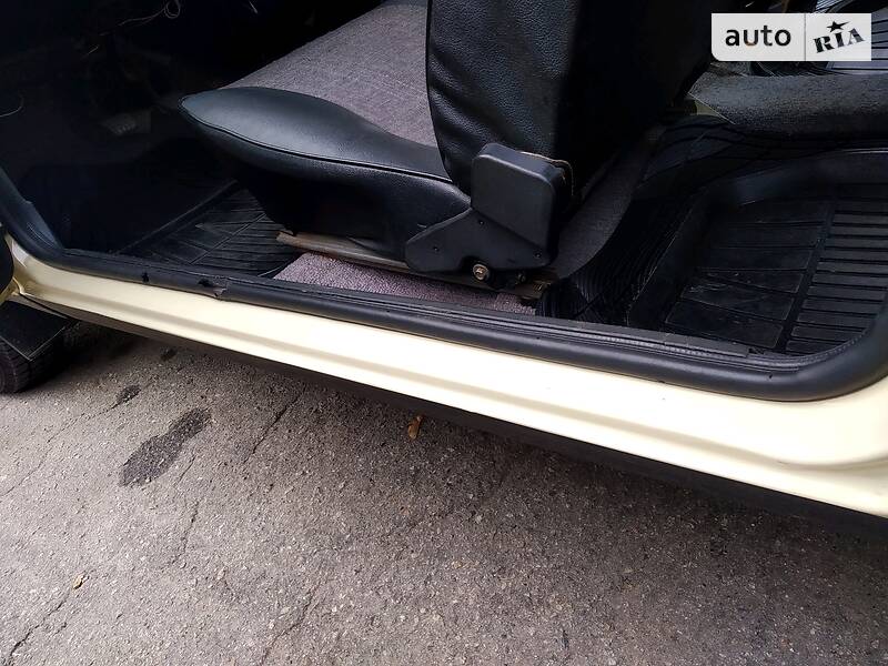 Хэтчбек ЗАЗ 1102 Таврия 1994 в Запорожье