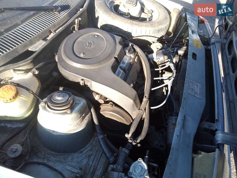 Хетчбек ЗАЗ 1102 Таврія 2004 в Одесі