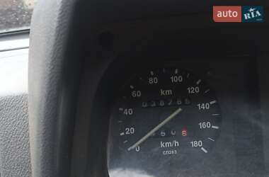 Хетчбек ЗАЗ 1102 Таврія 2003 в Царичанці