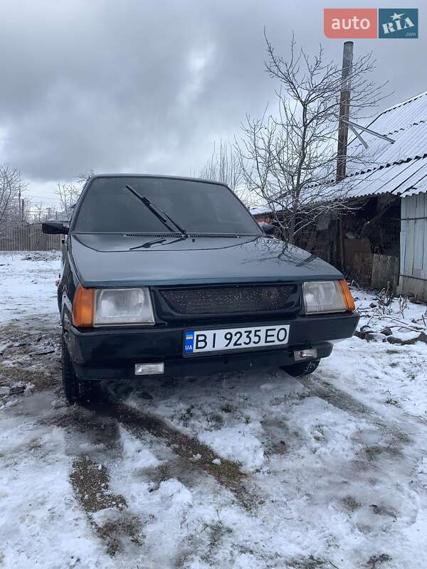 ЗАЗ 1102 Таврия 2004