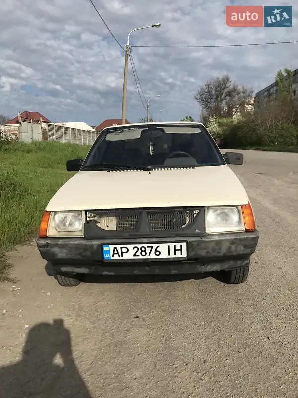 ЗАЗ 1102 Таврія