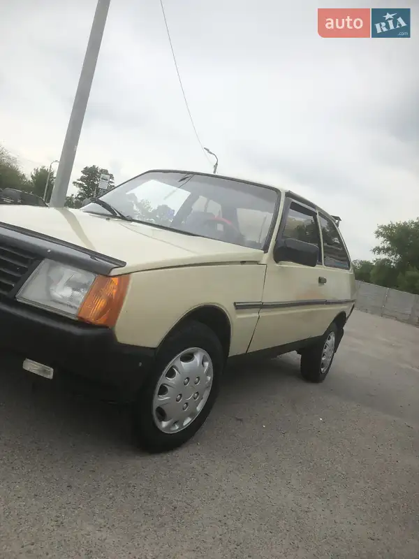 ЗАЗ 1102 Таврія