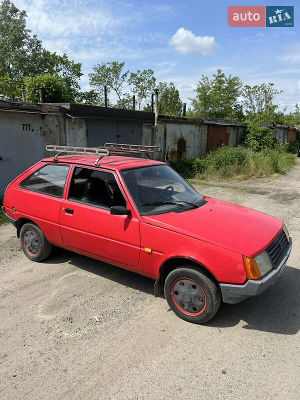 Хетчбек ЗАЗ 1102 Таврія 1998 в Кременчуці