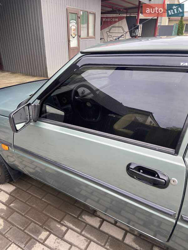 Хетчбек ЗАЗ 1102 Таврія 2006 в Магдалинівці