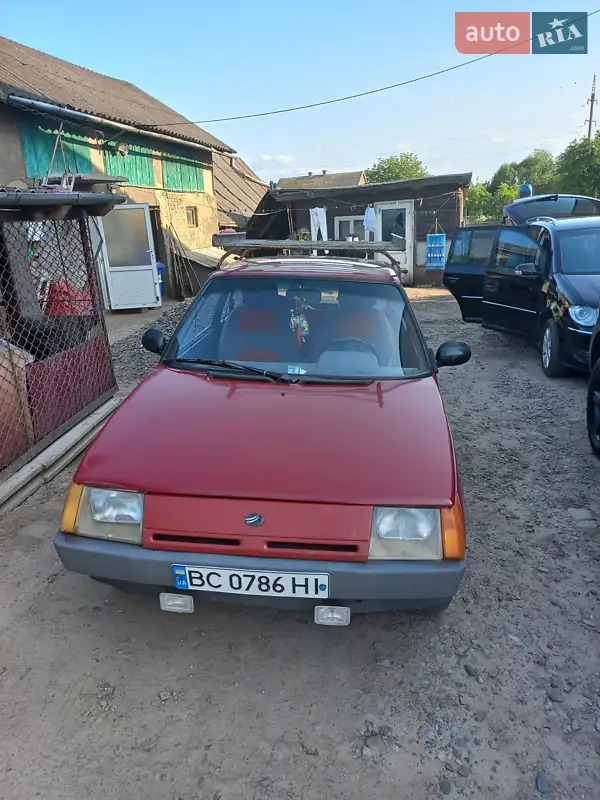 ЗАЗ 1102 Таврія