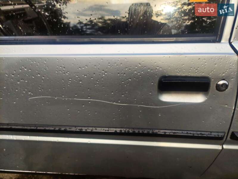 Хетчбек ЗАЗ 1102 Таврія 1996 в Славуті