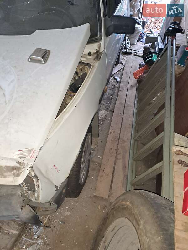 Хетчбек ЗАЗ 1102 Таврія 1997 в Запоріжжі