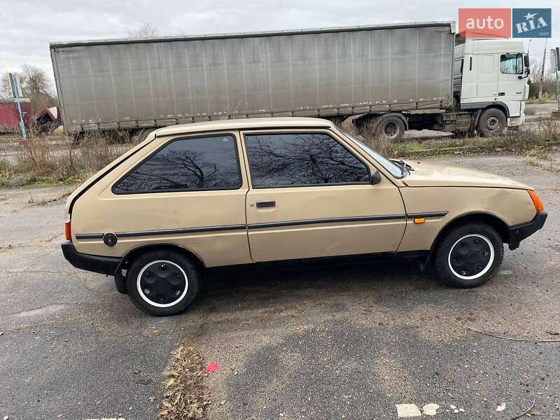 Хэтчбек ЗАЗ 1102 Таврия 1991 в Николаеве