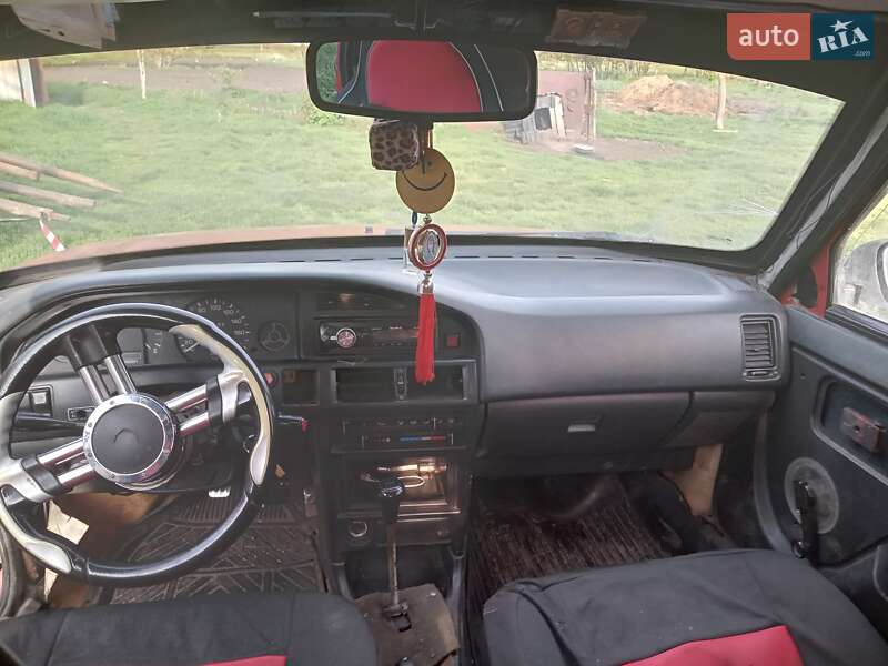 Хетчбек ЗАЗ 1102 Таврія 1994 в Любашівці