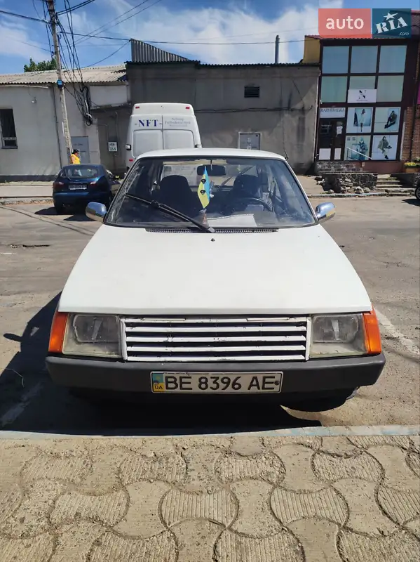 ЗАЗ 1102 Таврія