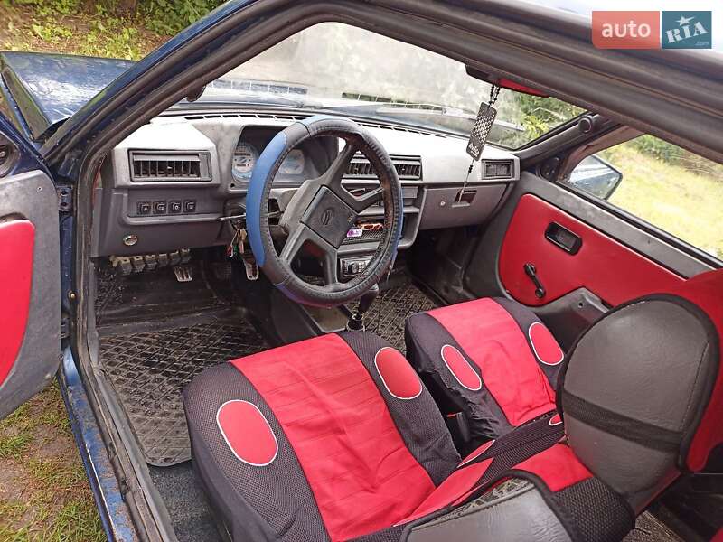 Хетчбек ЗАЗ 1102 Таврія 2004 в Вінниці