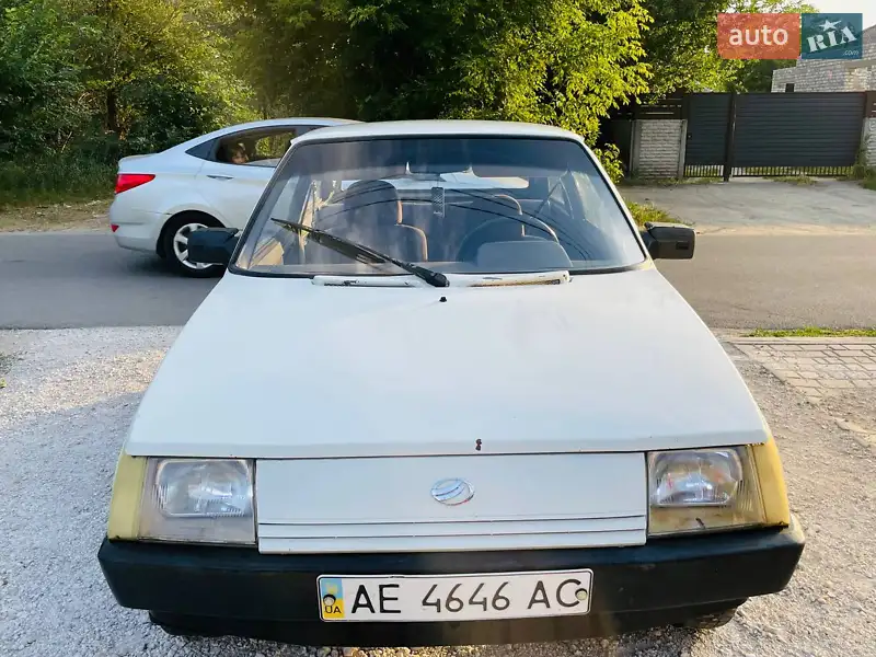 ЗАЗ 1102 Таврія