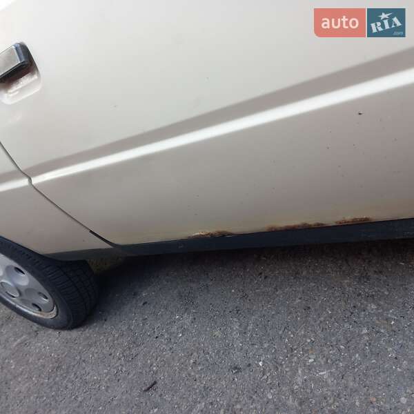 Хэтчбек ЗАЗ 1102 Таврия 1994 в Львове фото 7 Хэтчбек ЗАЗ 1102 Таврия 1994 в Львове