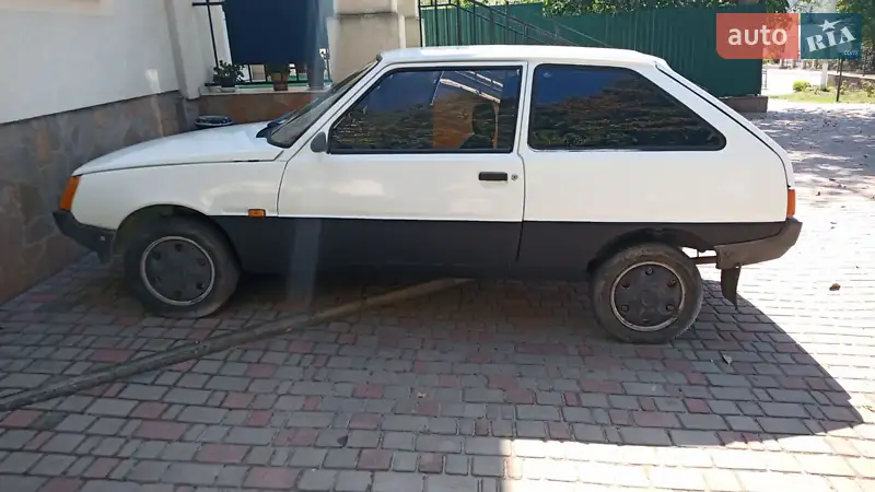 ЗАЗ 1102 Таврія